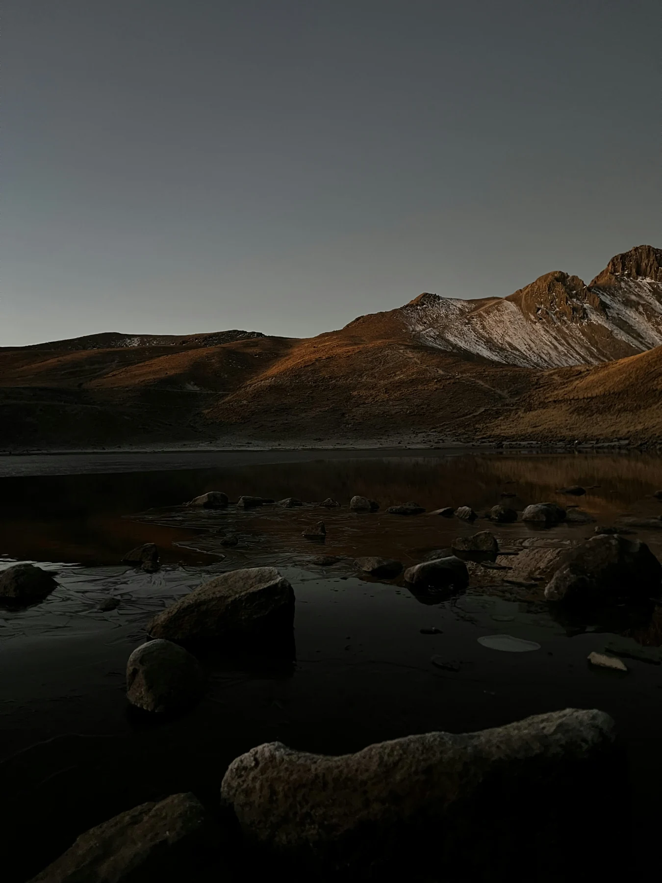 Lago y crestas del Nevado de Toluca