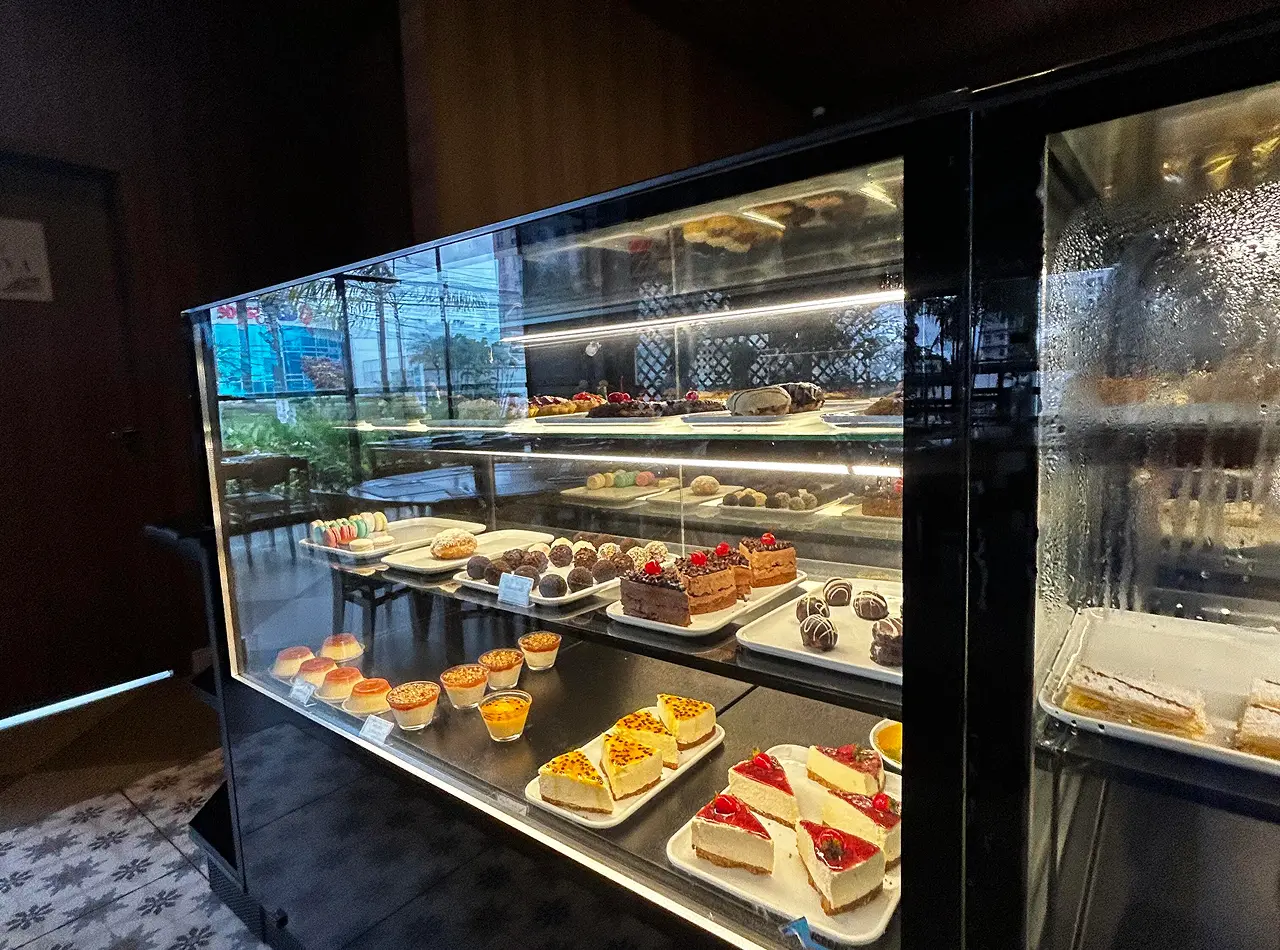 Vitrine de confeitaria